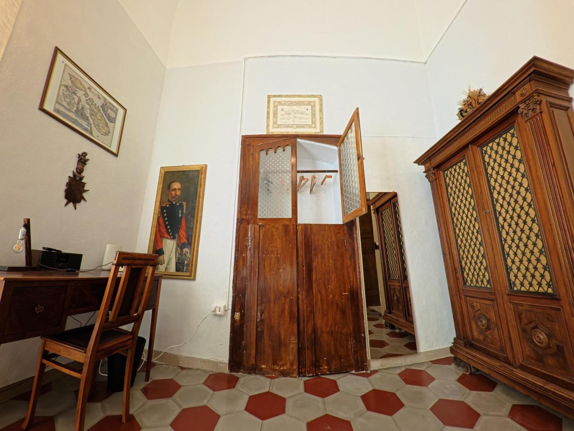 Palazzo Framarino Dei Malatesta - Noble Floor - XIV Century Giovinazzo Buitenkant foto