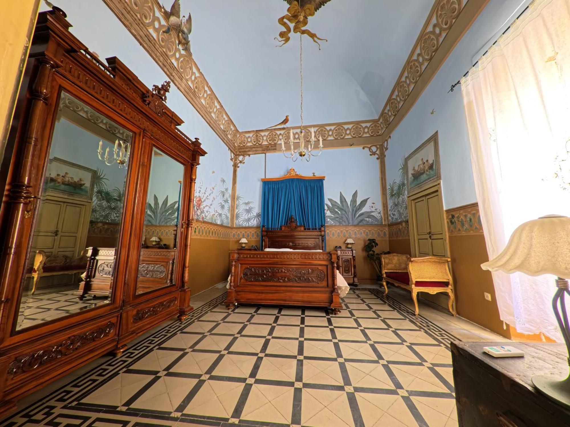 Palazzo Framarino Dei Malatesta - Noble Floor - XIV Century Giovinazzo Buitenkant foto