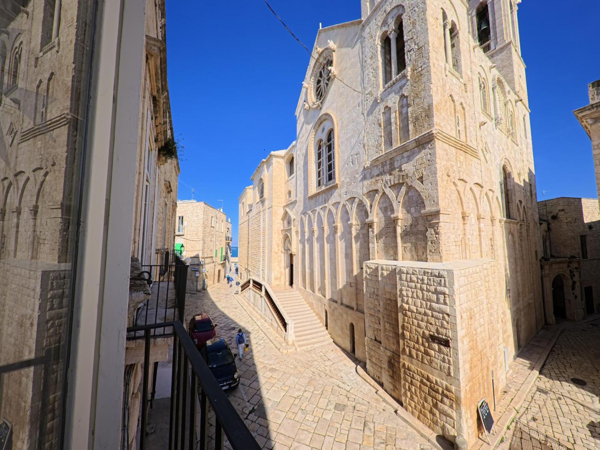 Palazzo Framarino Dei Malatesta - Noble Floor - XIV Century Giovinazzo Buitenkant foto